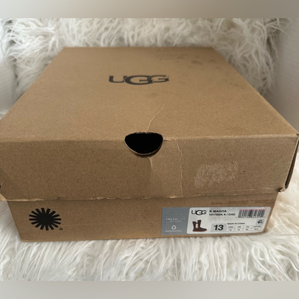 UGG MAGDA CHOCOLATE BOOTS KIDS